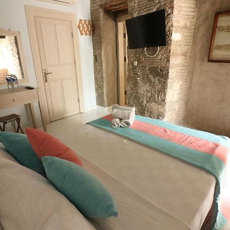 Aganbey Hotel Alaçatı Ngoại thất bức ảnh